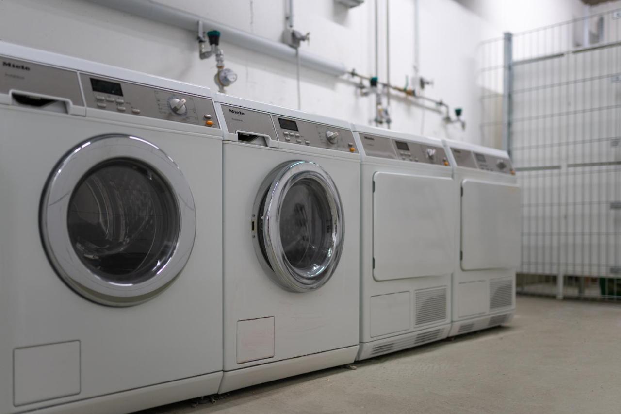 Hostel Мангейм Экстерьер фото Commercial laundry